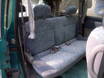 2000 Nissan Serena For Sale