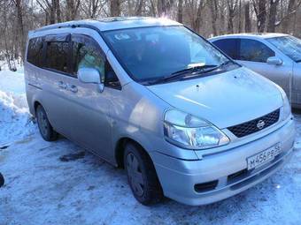 2000 Nissan Serena For Sale