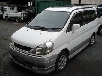 2000 Nissan Serena Pics