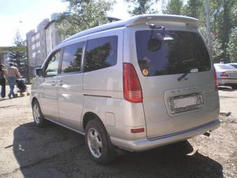 2000 Nissan Serena For Sale