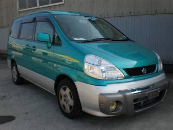 2000 Nissan Serena Photos