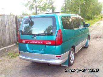 2000 Nissan Serena Photos