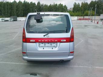 2000 Nissan Serena Photos