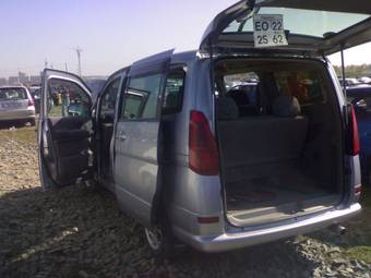 2000 Nissan Serena For Sale