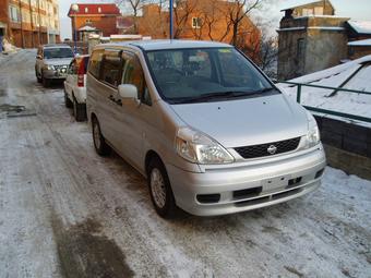 2001 Nissan Serena