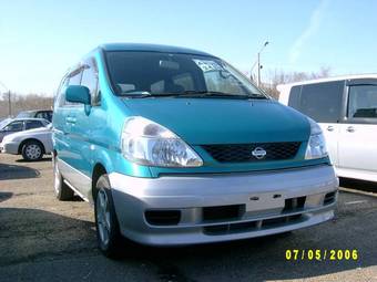 2001 Nissan Serena