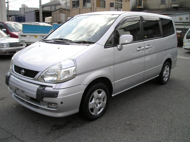 2001 Nissan Serena