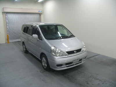 2001 Nissan Serena Pictures