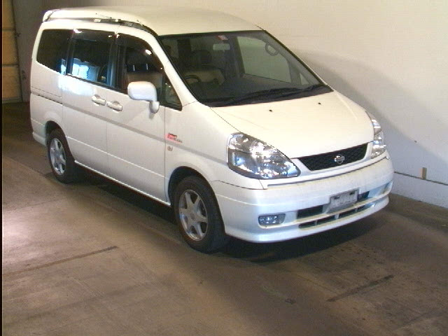 2001 Nissan Serena Pics