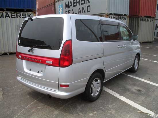 2001 Nissan Serena Photos