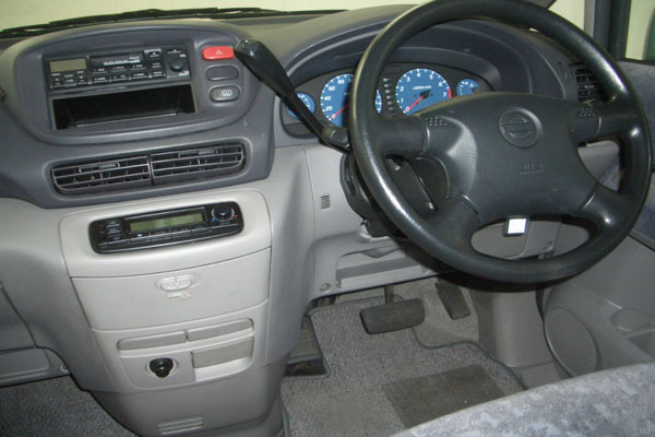 2001 Nissan Serena For Sale