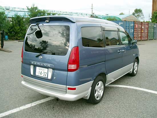 2001 Nissan Serena Pictures