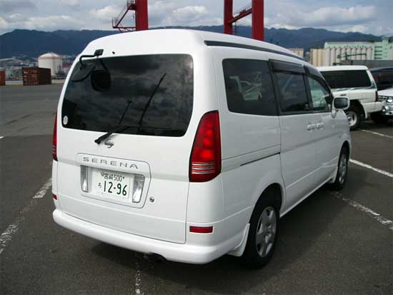 2001 Nissan Serena Pictures