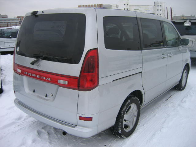 2001 Nissan Serena Pictures