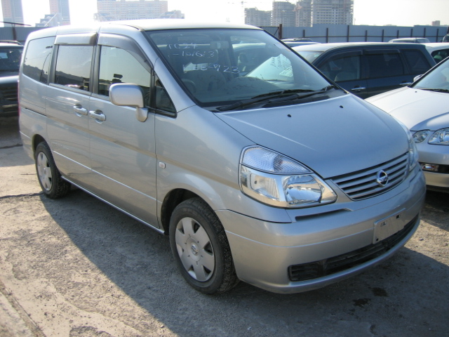 2001 Nissan Serena Photos