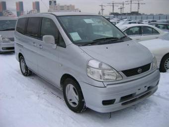 2001 Nissan Serena Pictures