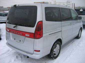 2001 Nissan Serena Photos