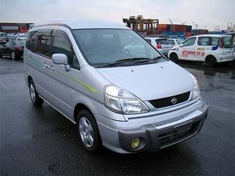 2001 Nissan Serena Pictures