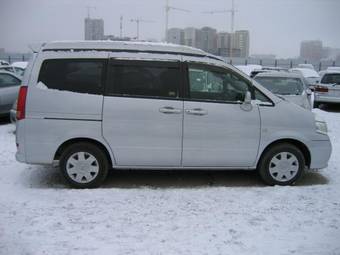 2001 Nissan Serena For Sale