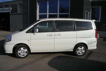 2001 Nissan Serena For Sale