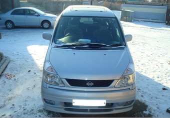 2001 Nissan Serena Photos