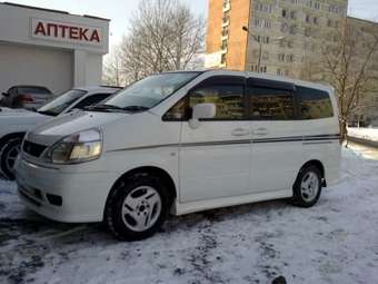 2001 Nissan Serena Photos