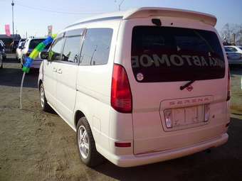 2001 Nissan Serena Pics