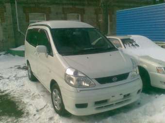 2001 Nissan Serena Pics