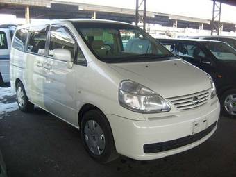 2001 Nissan Serena Photos