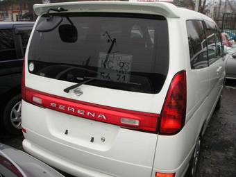 2001 Nissan Serena Photos