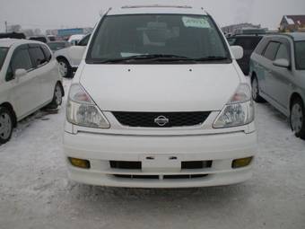 2001 Nissan Serena Pictures