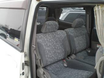 2001 Nissan Serena Wallpapers