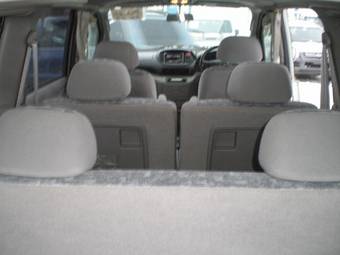 2001 Nissan Serena Images