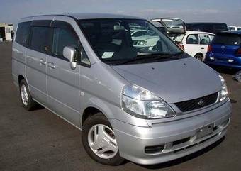 2001 Nissan Serena Photos