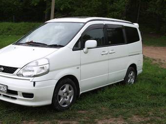 2001 Nissan Serena Photos