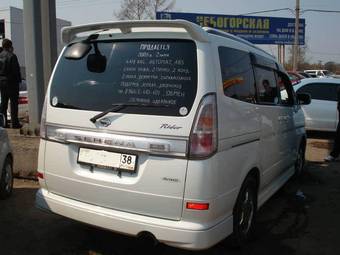 2001 Nissan Serena Photos