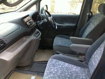 2001 Nissan Serena For Sale