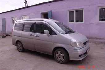 2001 Nissan Serena Pictures