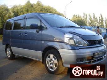 2001 Nissan Serena Photos