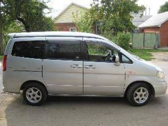 2001 Nissan Serena Pictures