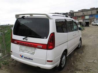 2001 Nissan Serena Pics