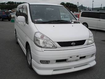 2001 Nissan Serena Pics