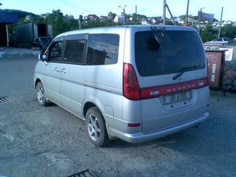 2001 Nissan Serena Photos