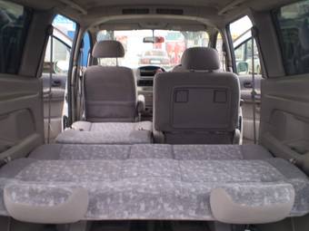 2001 Nissan Serena Photos