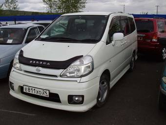 2001 Nissan Serena Pics