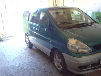 2001 Nissan Serena For Sale