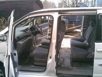 2001 Nissan Serena For Sale