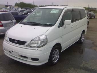 2001 Nissan Serena Pictures