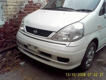 2001 Nissan Serena Pictures