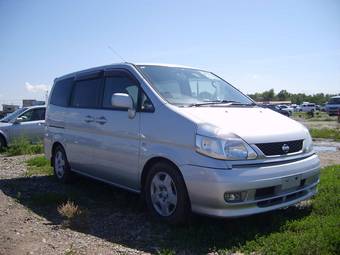 2001 Nissan Serena Pictures